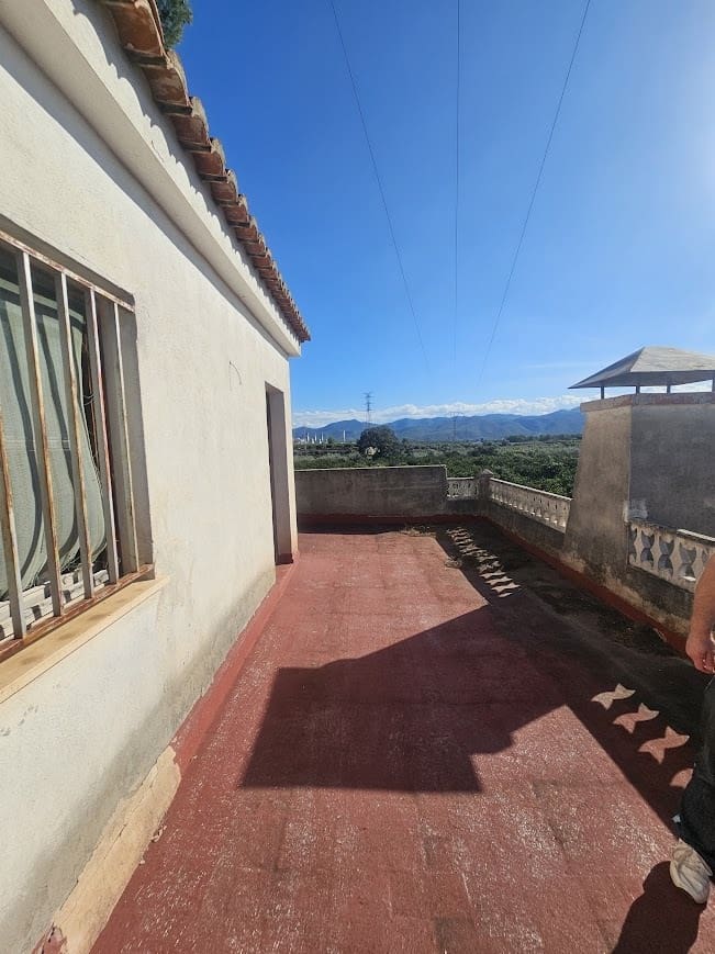 4 slaapkamer Finca/Landhuis te koop in Canals met garage - € 120.000 (Ref: 9383978)