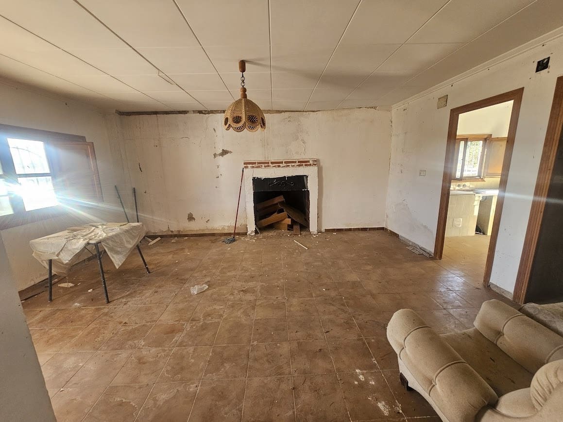 4 slaapkamer Finca/Landhuis te koop in Canals met garage - € 120.000 (Ref: 9383978)