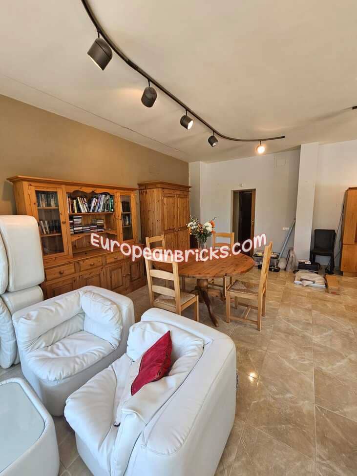 7 soverom Finca/Herregård til salgs i Ontinyent med svømmebasseng garasje - € 495 000 (Ref: 9392017)