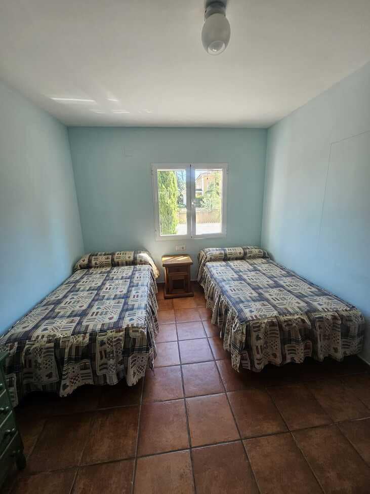 5 bedroom Villa for rent in Xativa with pool - € 2,250 (Ref: 9548471)