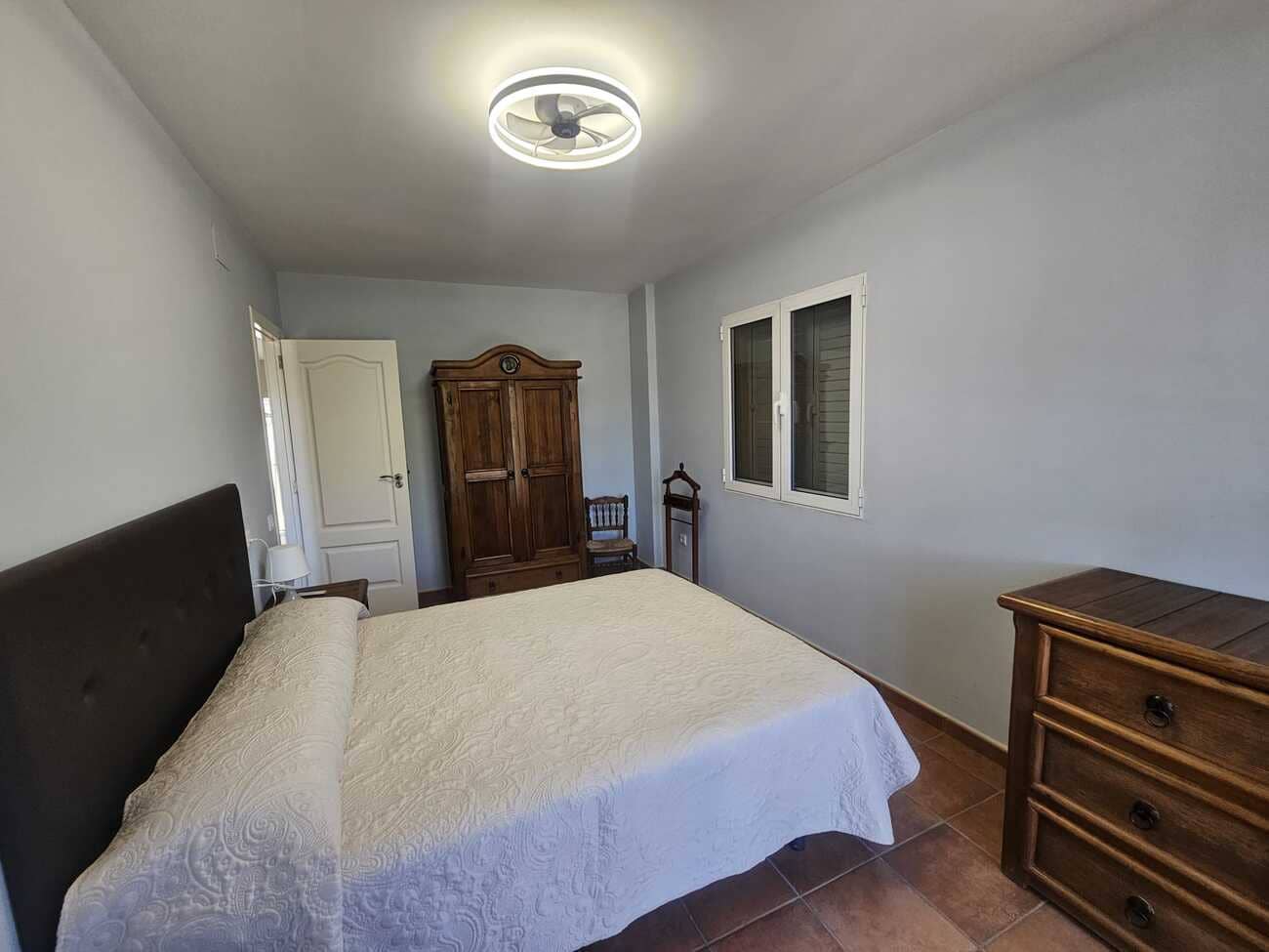 5 bedroom Villa for rent in Xativa with pool - € 2,250 (Ref: 9548471)