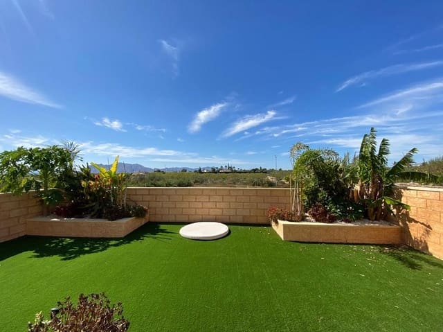 5 soveværelse Finca/Landehus til salg i Albatera - € 399.950 (Ref: 9562548)