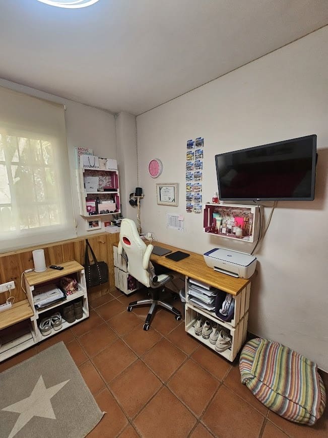 4 bedroom Villa for sale in Alberic with pool - € 325,000 (Ref: 9590442)