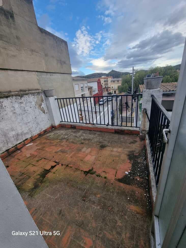 3 bedroom Townhouse for sale in Barxeta - € 70,000 (Ref: 9590443)