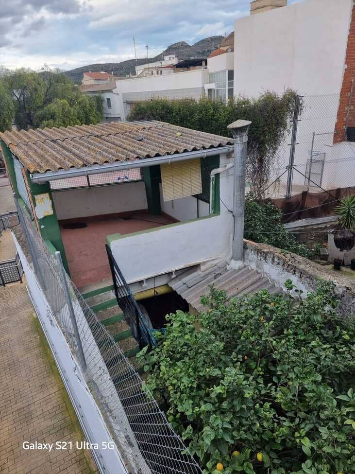 3 bedroom Townhouse for sale in Barxeta - € 70,000 (Ref: 9590443)