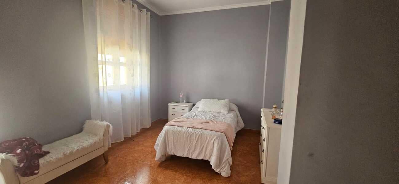 5 soveværelse Byhus til salg i Xativa - € 230.000 (Ref: 9606694)