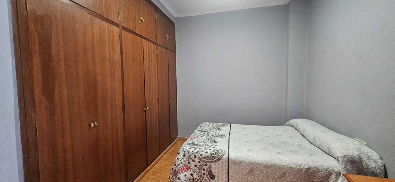 5 soveværelse Byhus til salg i Xativa - € 230.000 (Ref: 9606694)