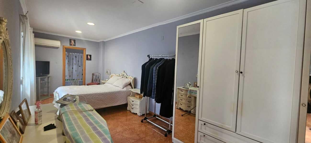 5 soveværelse Byhus til salg i Xativa - € 230.000 (Ref: 9606694)