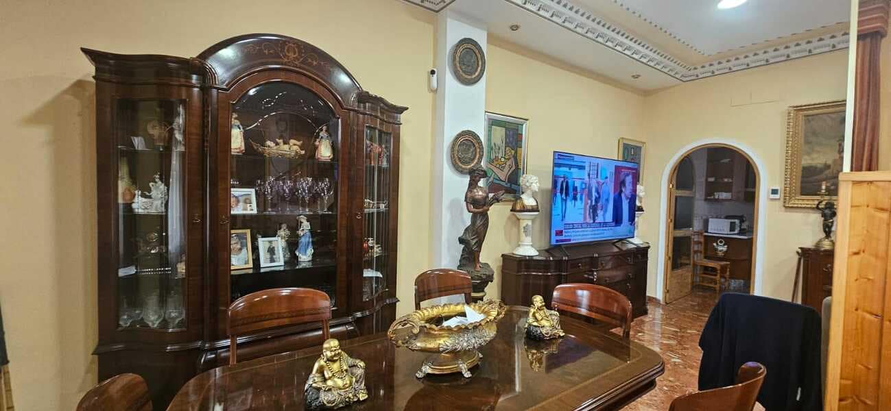 5 soveværelse Byhus til salg i Xativa - € 230.000 (Ref: 9606694)