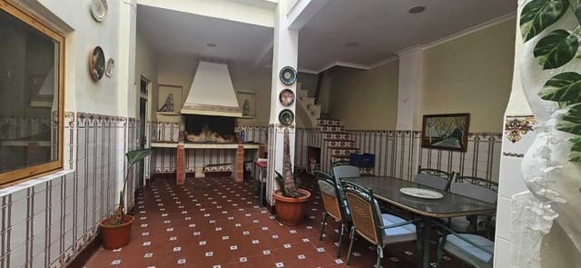 5 soveværelse Byhus til salg i Xàtiva - € 230.000 (Ref: 9606694)
