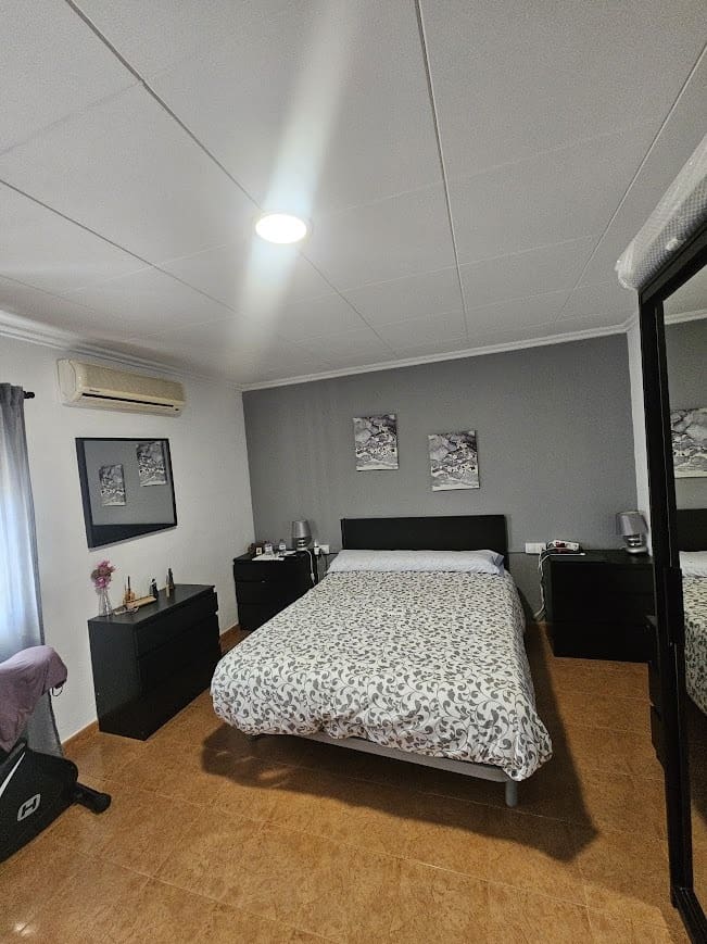 4 slaapkamer Finca/Landhuis te koop in Canals met zwembad - € 350.000 (Ref: 9629500)