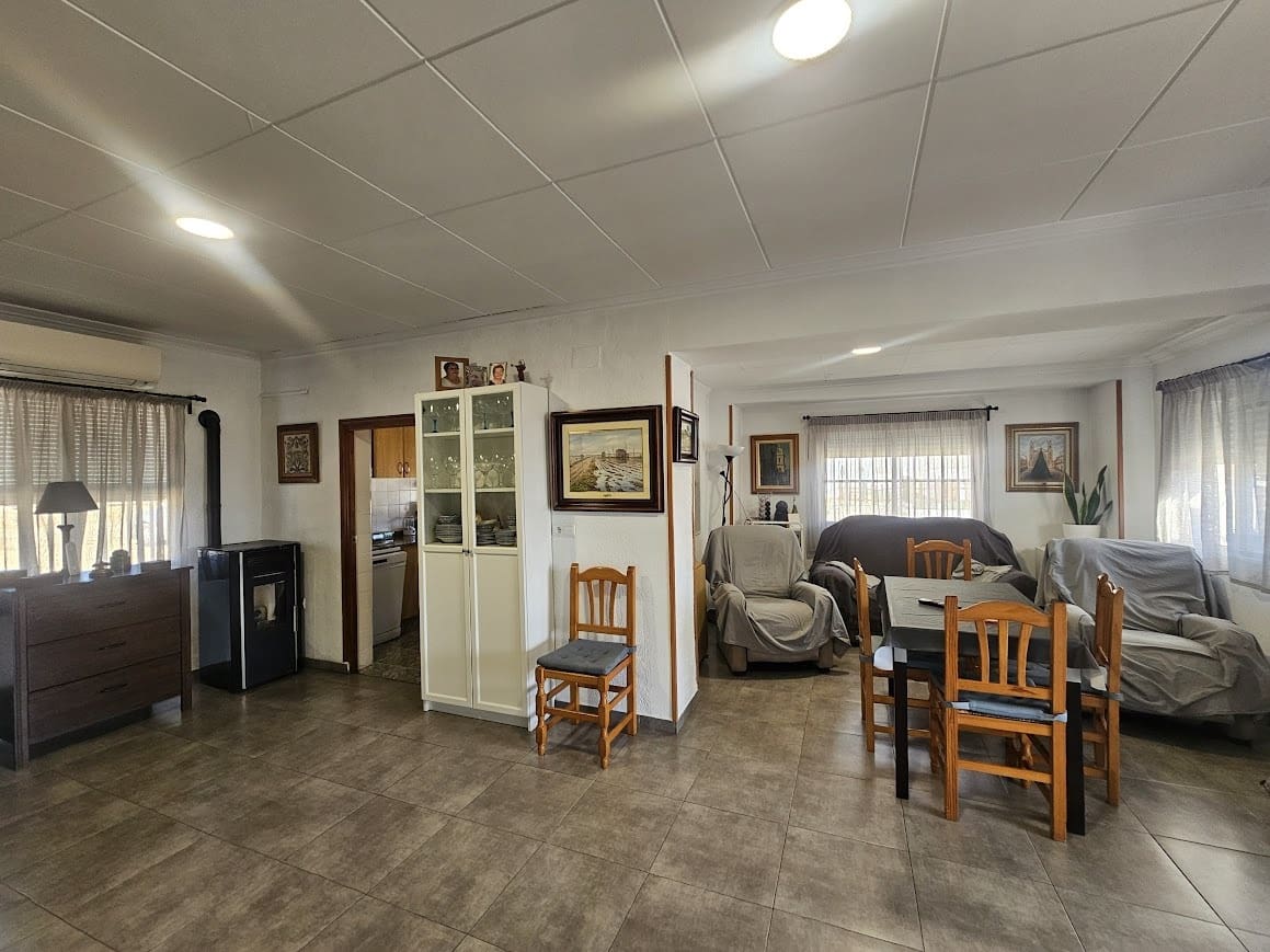 4 slaapkamer Finca/Landhuis te koop in Canals met zwembad - € 350.000 (Ref: 9629500)