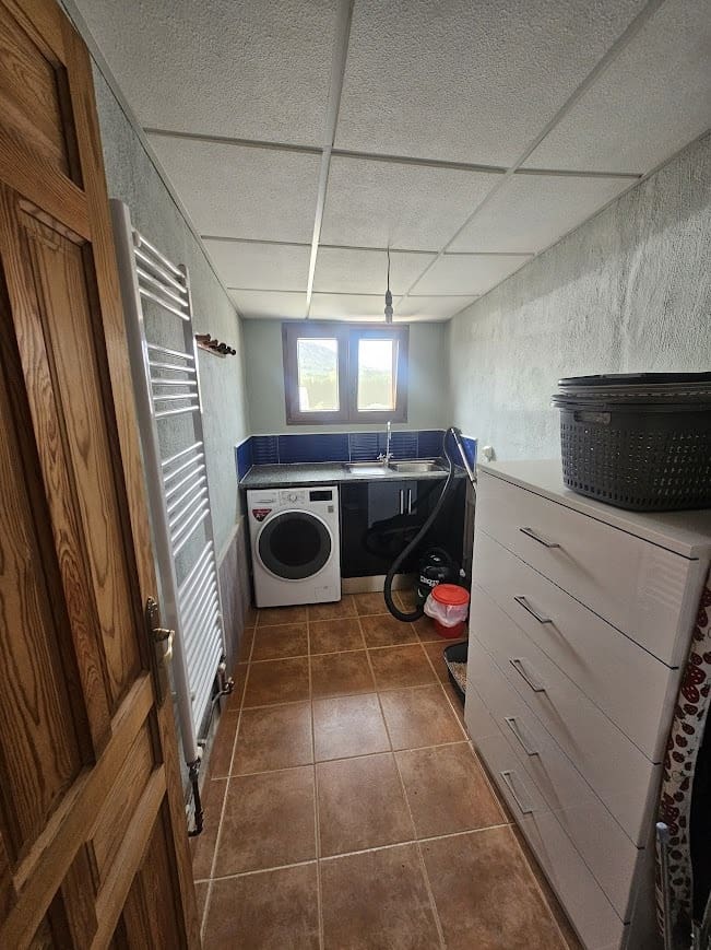 5 bedroom Finca/Country House for sale in Villena with pool garage - € 330,000 (Ref: 9697895)