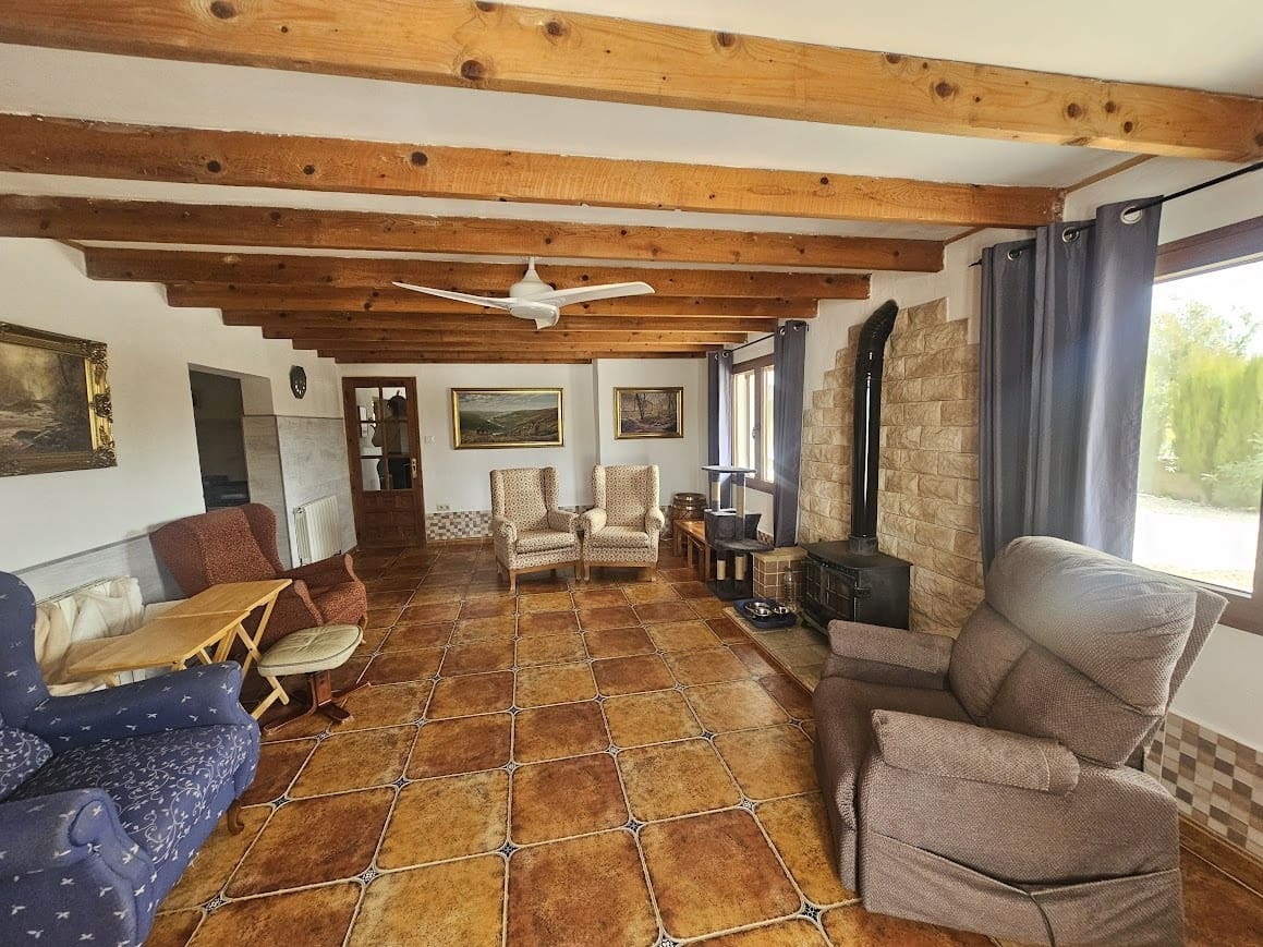 5 bedroom Finca/Country House for sale in Villena with pool garage - € 330,000 (Ref: 9697895)