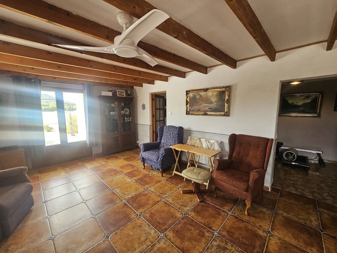 5 bedroom Finca/Country House for sale in Villena with pool garage - € 330,000 (Ref: 9697895)