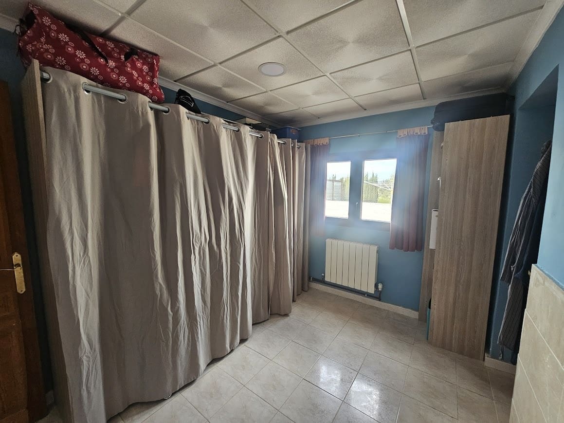 5 bedroom Finca/Country House for sale in Villena with pool garage - € 330,000 (Ref: 9697895)