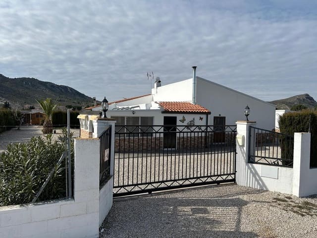 5 bedroom Finca/Country House for sale in Villena with pool garage - € 330,000 (Ref: 9697895)