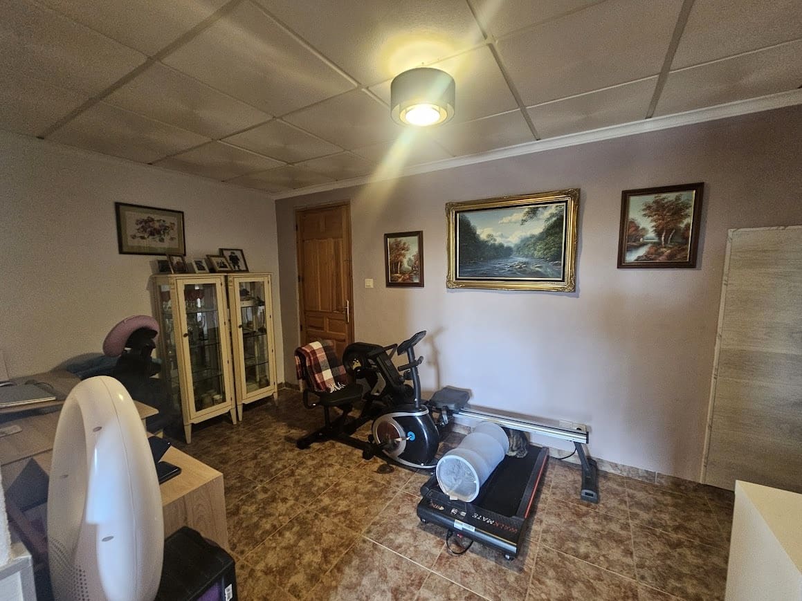 5 bedroom Finca/Country House for sale in Villena with pool garage - € 330,000 (Ref: 9697895)