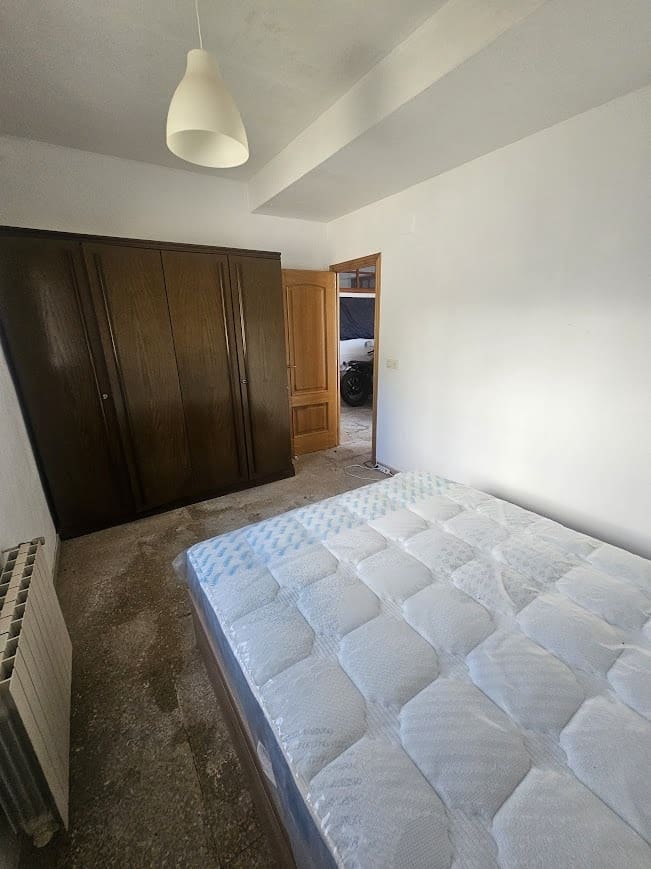 4 bedroom Villa for sale in Gandia with pool garage - € 250,000 (Ref: 9700157)