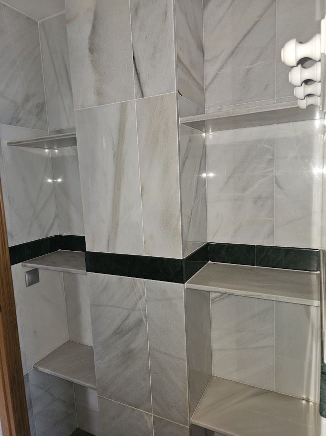 4 bedroom Villa for sale in Gandia with pool garage - € 250,000 (Ref: 9700157)