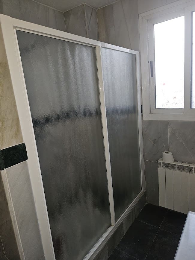 4 bedroom Villa for sale in Gandia with pool garage - € 250,000 (Ref: 9700157)