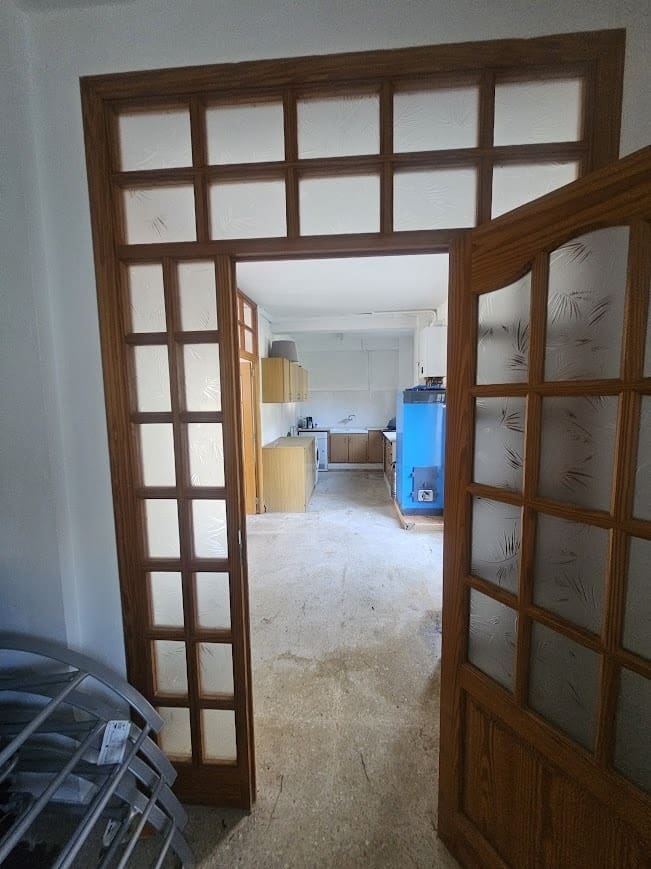 4 bedroom Villa for sale in Gandia with pool garage - € 250,000 (Ref: 9700157)