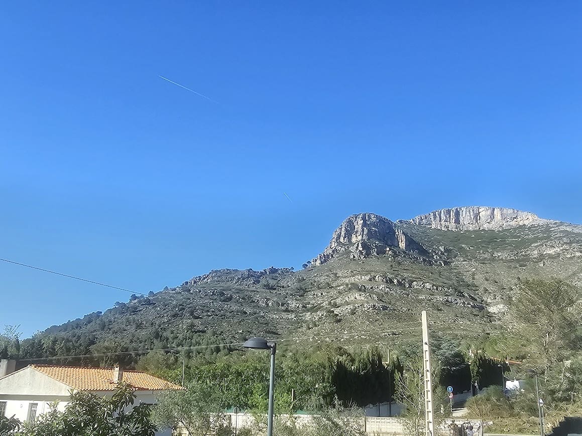 4 bedroom Villa for sale in Gandia with pool garage - € 250,000 (Ref: 9700157)