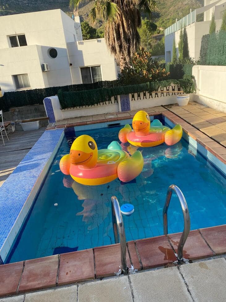 4 bedroom Villa for sale in Gandia with pool garage - € 250,000 (Ref: 9700157)