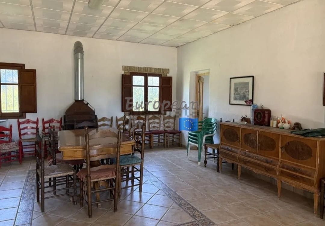 2 bedroom Finca/Country House for sale in Xativa with pool - € 85,000 (Ref: 9725115)