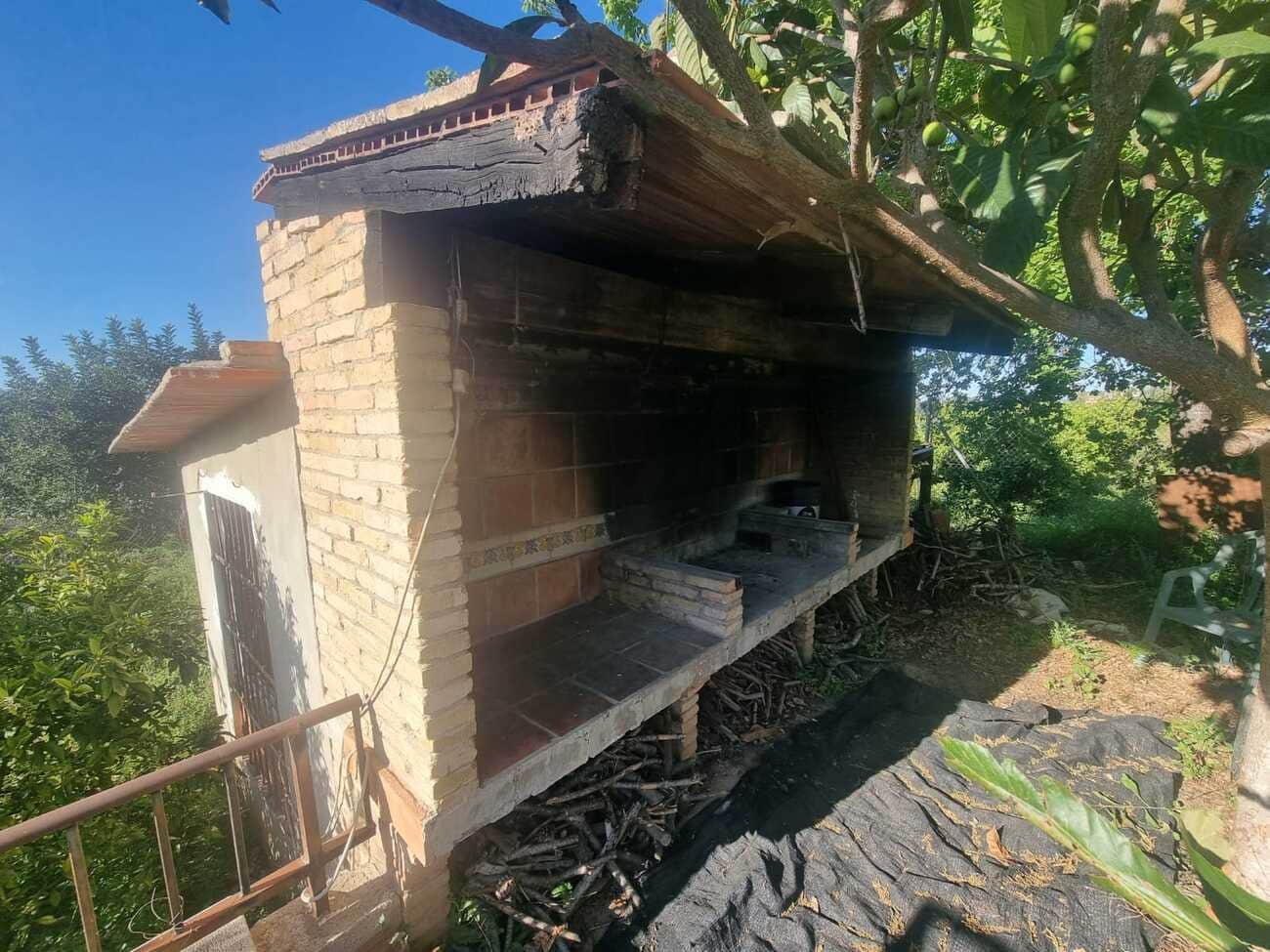 2 bedroom Finca/Country House for sale in Xativa with pool - € 85,000 (Ref: 9725115)