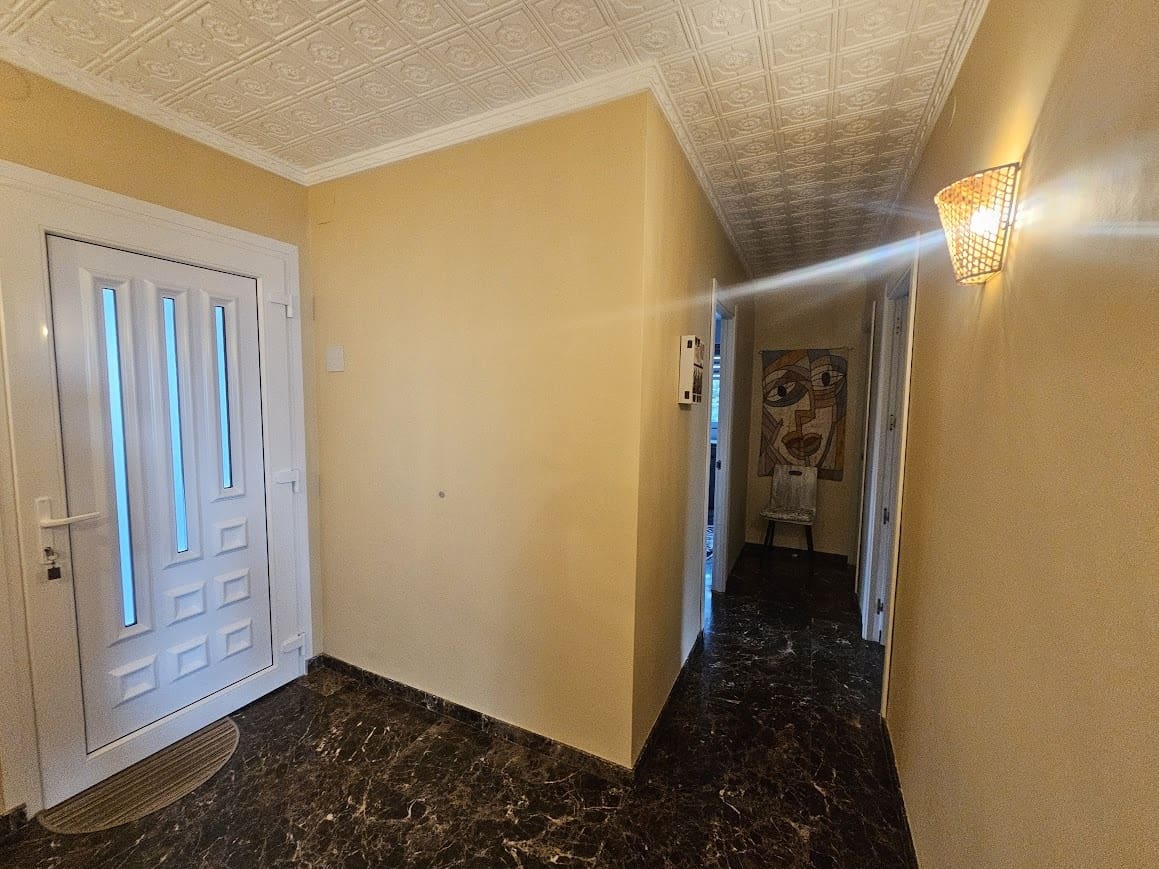 6 bedroom Villa for sale in Benidorm with garage - € 509,000 (Ref: 9725116)