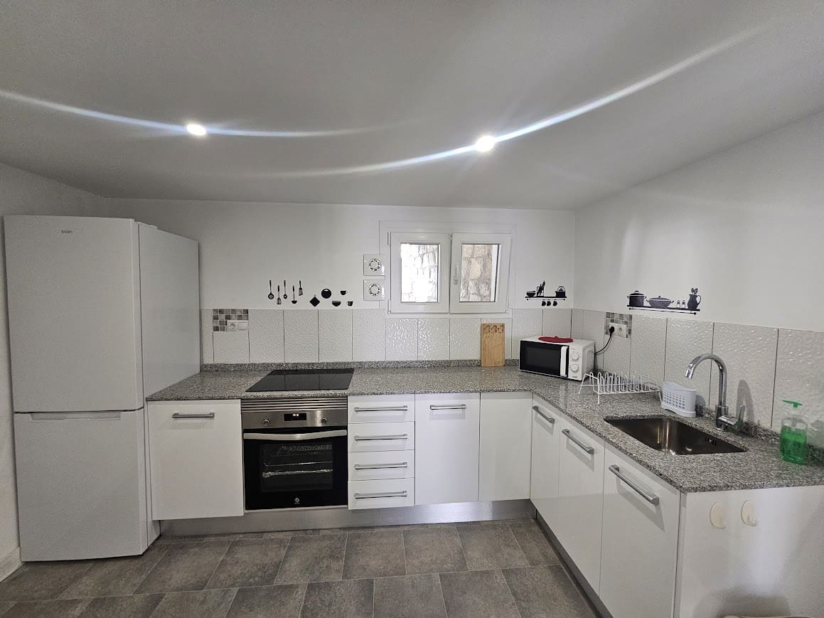 6 bedroom Villa for sale in Benidorm with garage - € 509,000 (Ref: 9725116)