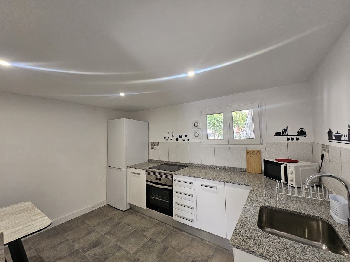 6 bedroom Villa for sale in Benidorm with garage - € 509,000 (Ref: 9725116)