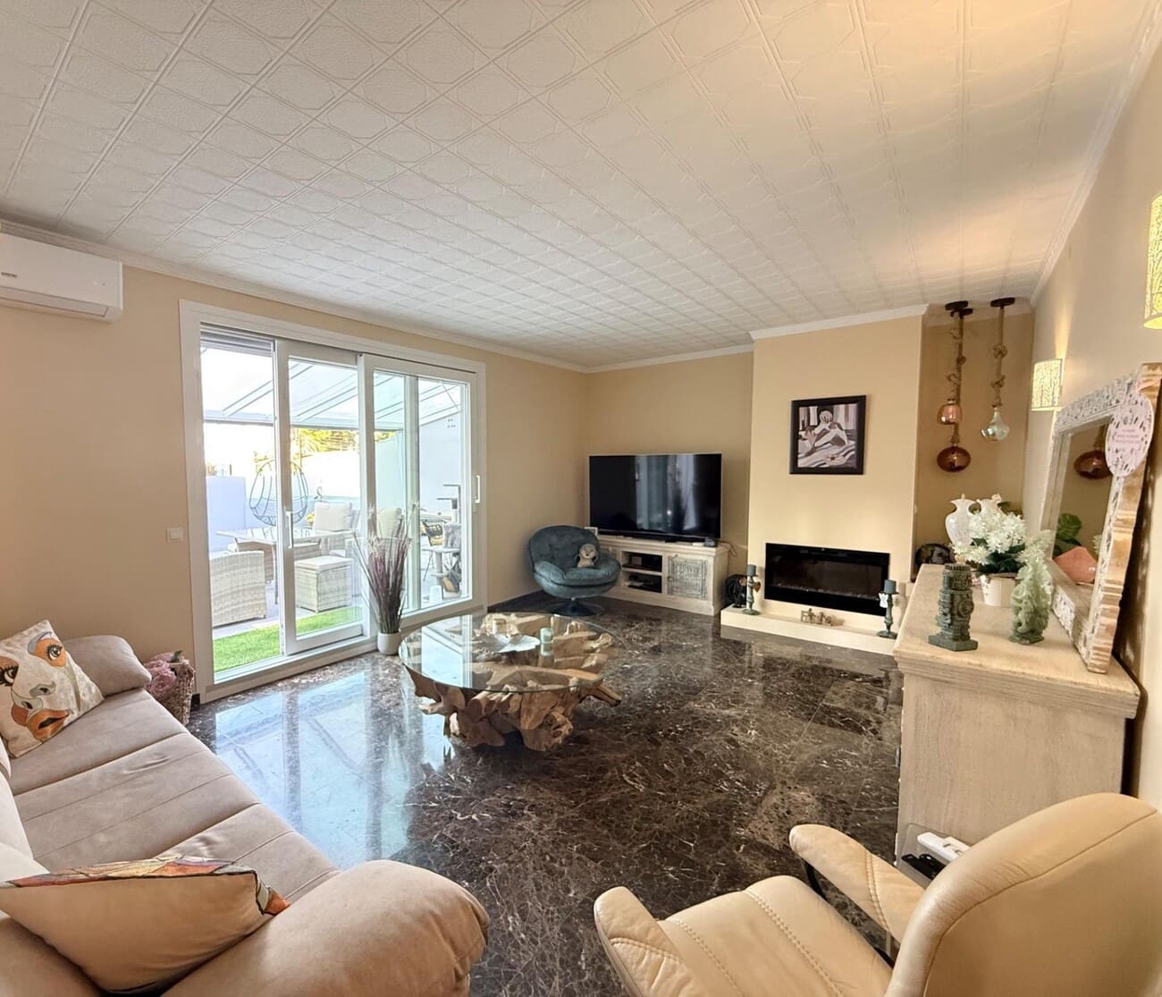 6 bedroom Villa for sale in Benidorm with garage - € 509,000 (Ref: 9725116)