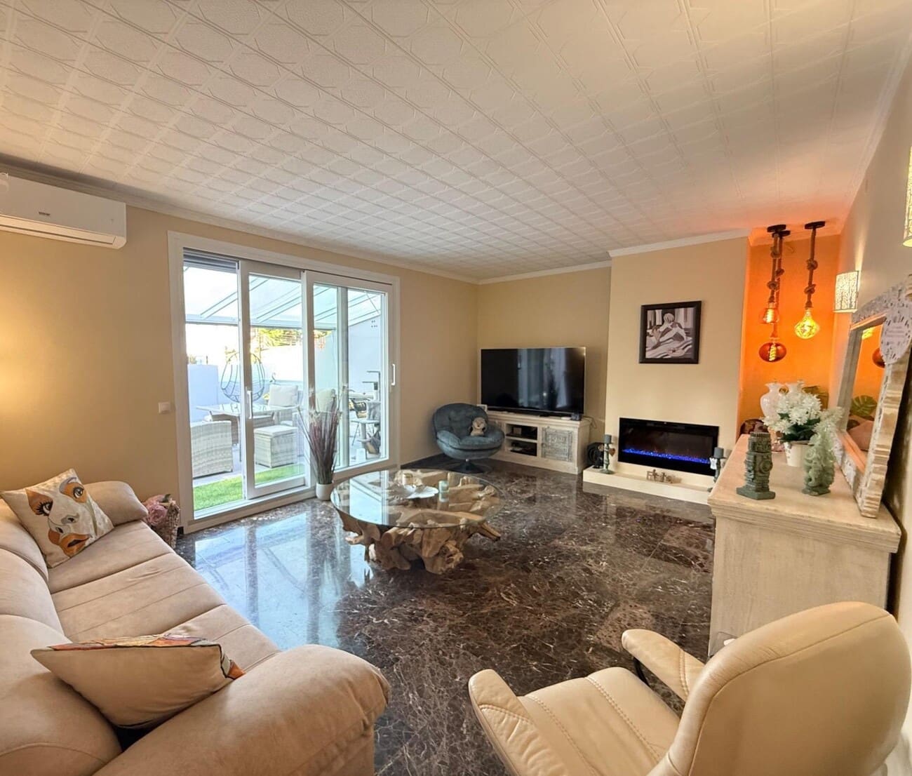 6 bedroom Villa for sale in Benidorm with garage - € 509,000 (Ref: 9725116)