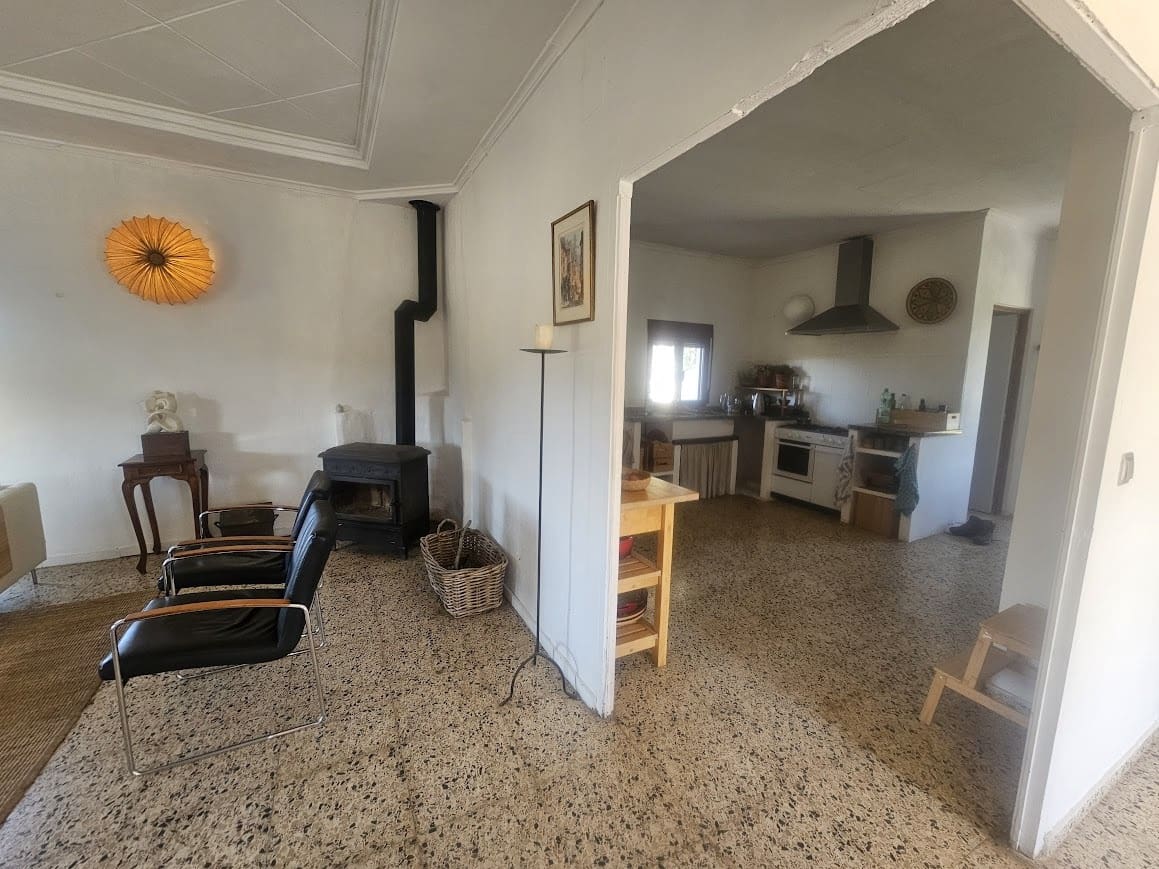 4 makuuhuone Maalaistalo myytävänä paikassa Xativa mukana uima-altaan - 399 000 € (Ref: 9737188)