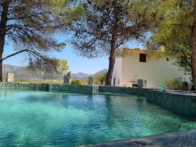 4 makuuhuone Maalaistalo myytävänä paikassa Xàtiva mukana uima-altaan - 399 000 € (Ref: 9737188)