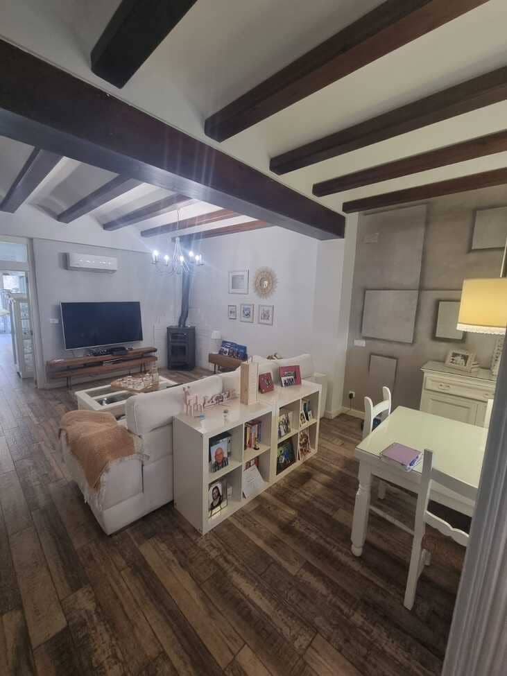 Casa de 3 habitaciones en Canals en venta - 240.000 € (Ref: 9737269)