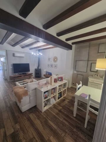 Casa de 3 habitaciones en Canals en venta - 240.000 € (Ref: 9737269)