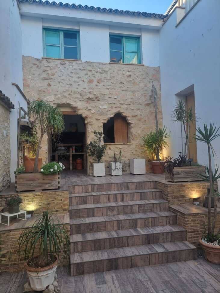 Casa de 3 habitaciones en Canals en venta - 240.000 € (Ref: 9737269)