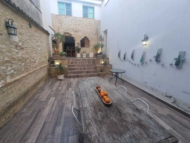 Casa de 3 habitaciones en Canals en venta - 240.000 € (Ref: 9737269)