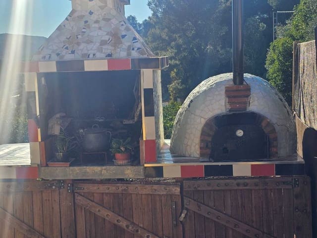 4 sypialnia Finka/Dom wiejski na sprzedaż w Xàtiva z garażem - 175 000 € (Ref: 9797701)