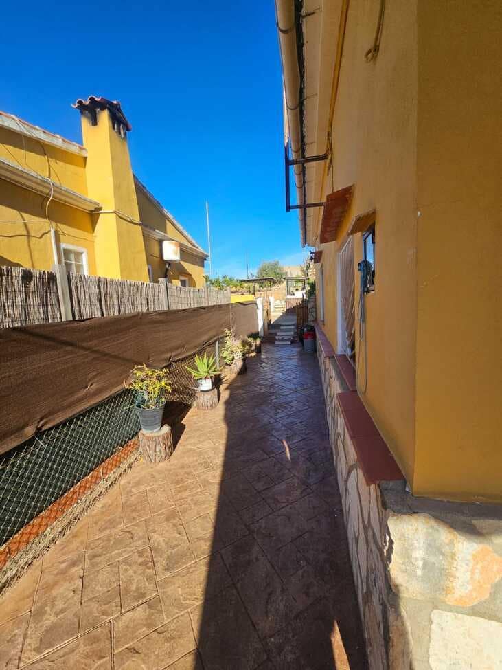 4 sypialnia Finka/Dom wiejski na sprzedaż w Xativa z garażem - 175 000 € (Ref: 9797701)