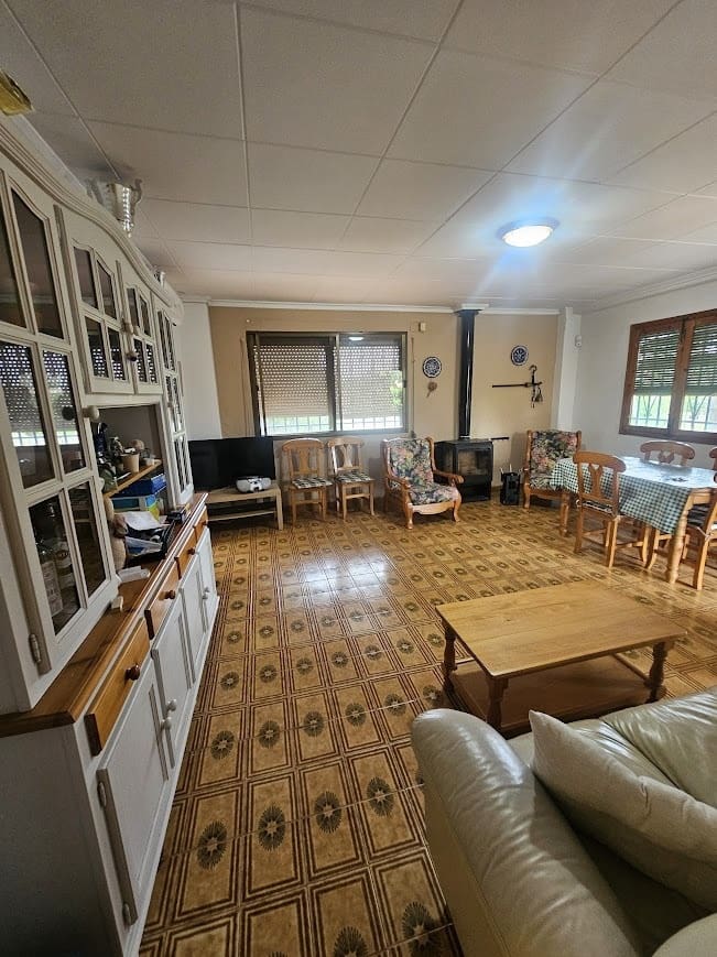 Finca/Casa Rural de 3 habitaciones en Canals en venta con piscina garaje - 245.000 € (Ref: 9803729)