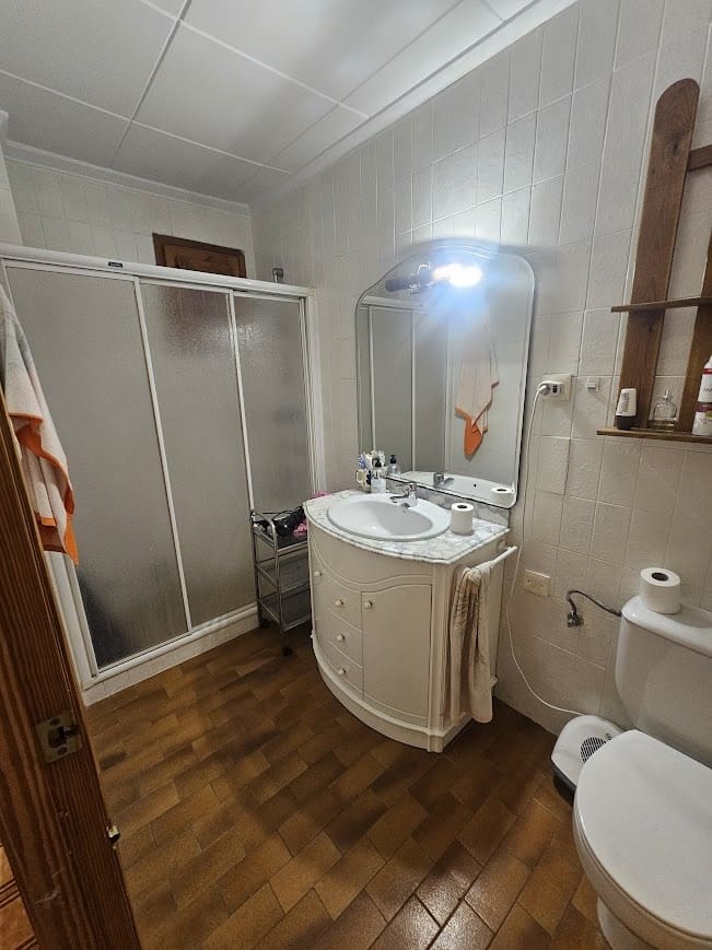 Finca/Casa Rural de 3 habitaciones en Canals en venta con piscina garaje - 245.000 € (Ref: 9803729)