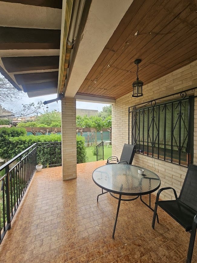 Finca/Casa Rural de 3 habitaciones en Canals en venta con piscina garaje - 245.000 € (Ref: 9803729)