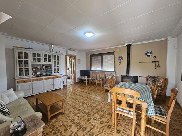 Finca/Casa Rural de 3 habitaciones en Canals en venta con piscina garaje - 245.000 € (Ref: 9803729)