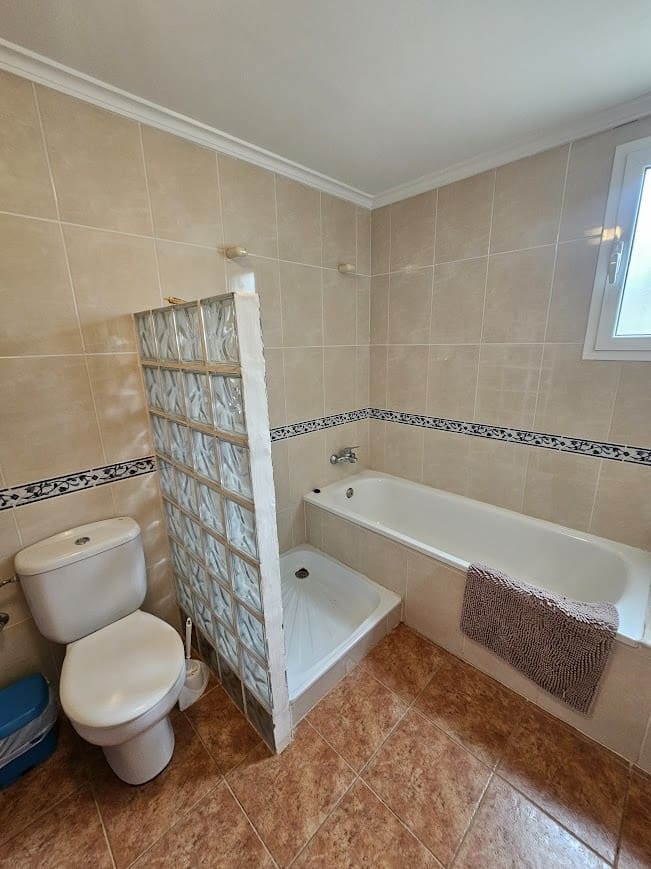 3 camera da letto Finca/Casa di Campagna in vendita in Chella con piscina garage - 264.000 € (Rif: 9829563)