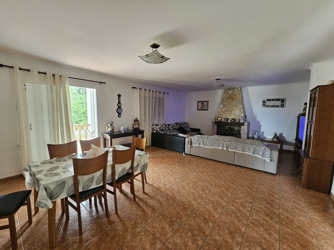 3 camera da letto Finca/Casa di Campagna in vendita in Chella con piscina garage - 264.000 € (Rif: 9829563)