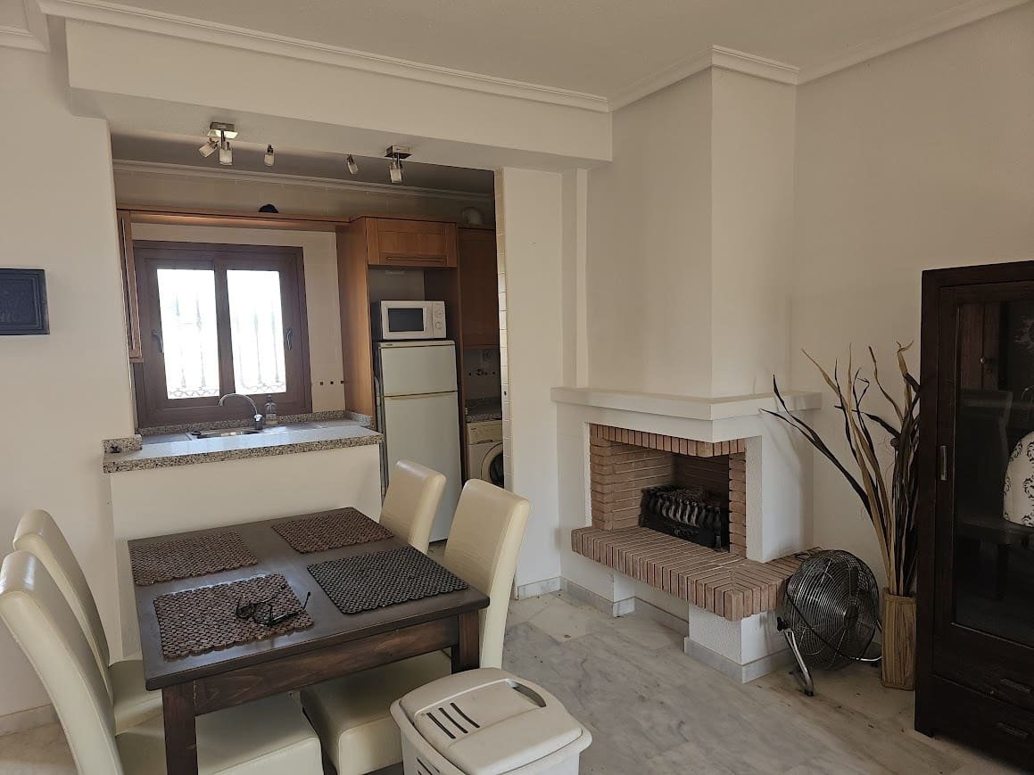 2 soverom Leilighet til salgs i Algorfa med svømmebasseng garasje - € 240 000 (Ref: 9830367)